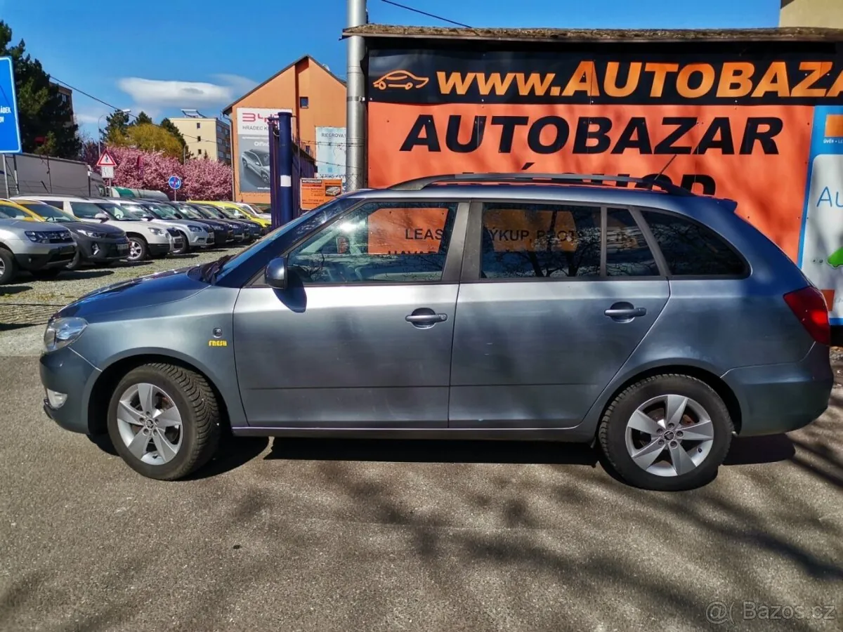 Skoda Fabia 2013 photo 2