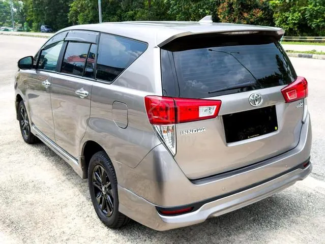 Toyota Innova