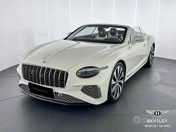Bentley Continental Gtc 2025 photo 4