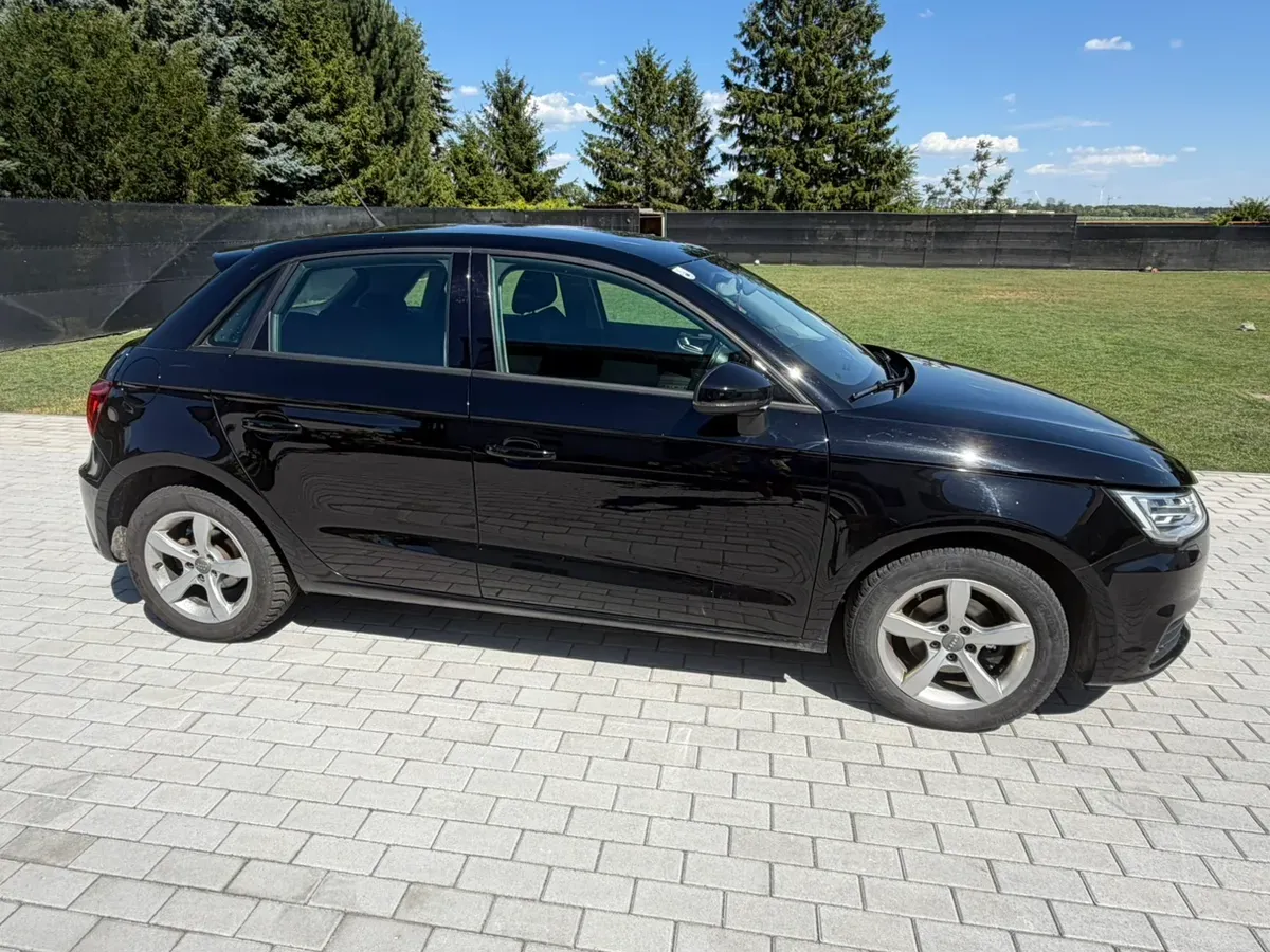 Audi A1 2017 photo 3