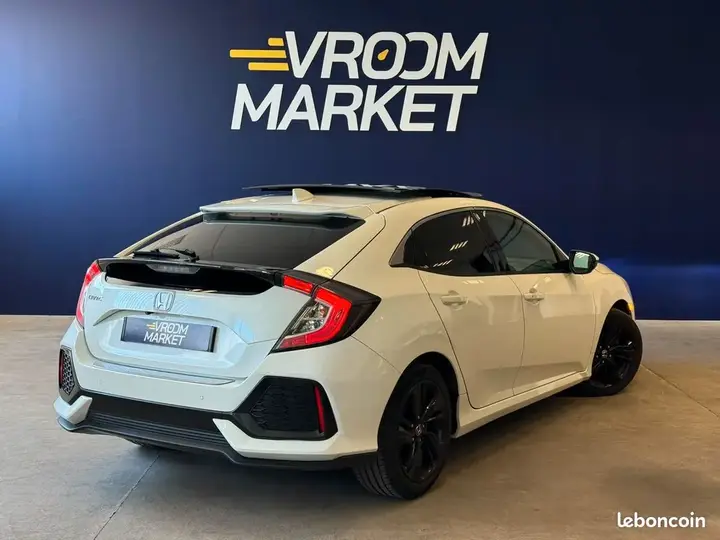 Honda Civic 2019 photo 3