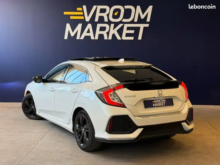 Honda Civic 2019 photo 5