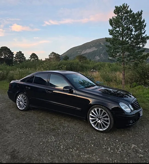 Mercedes-Benz E280