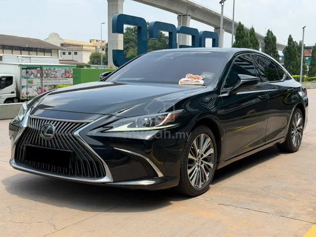 Lexus Es250