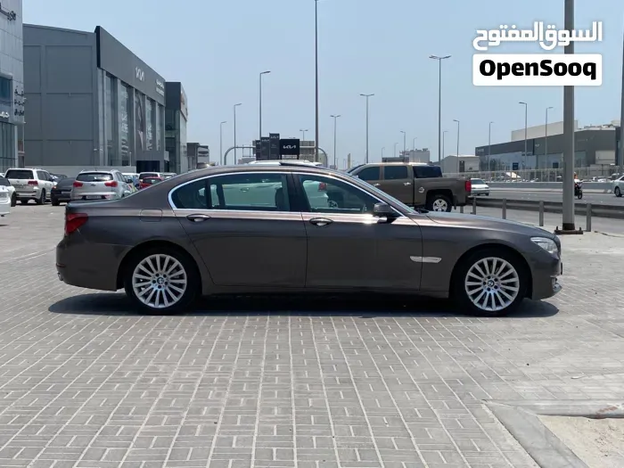 BMW 7 Series 2014 photo 4