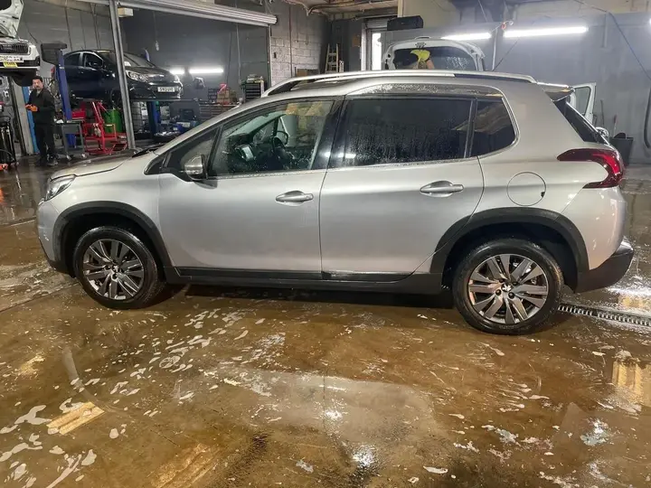 Peugeot 2008 2018 photo 2