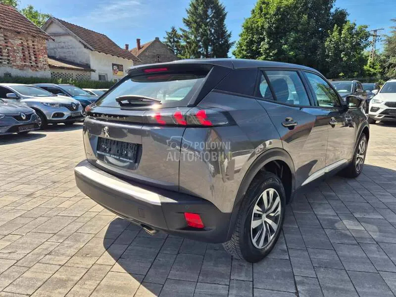 Peugeot 2008 2021 photo 5