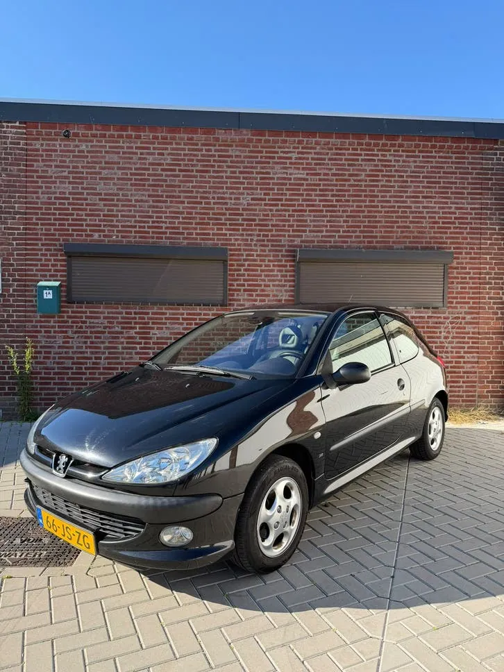 Peugeot 206