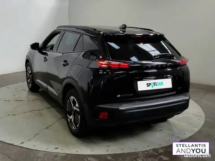 Peugeot 2008 2025 photo 3