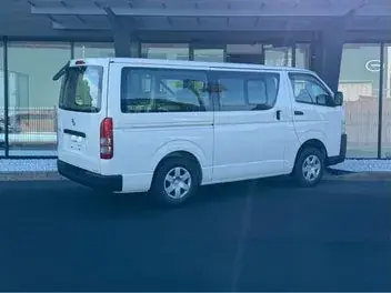 Toyota Hiace 2026 photo 4