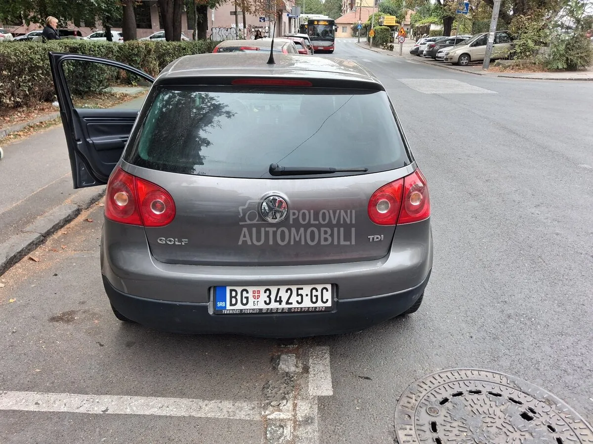 Volkswagen Golf 5 2009 photo 4