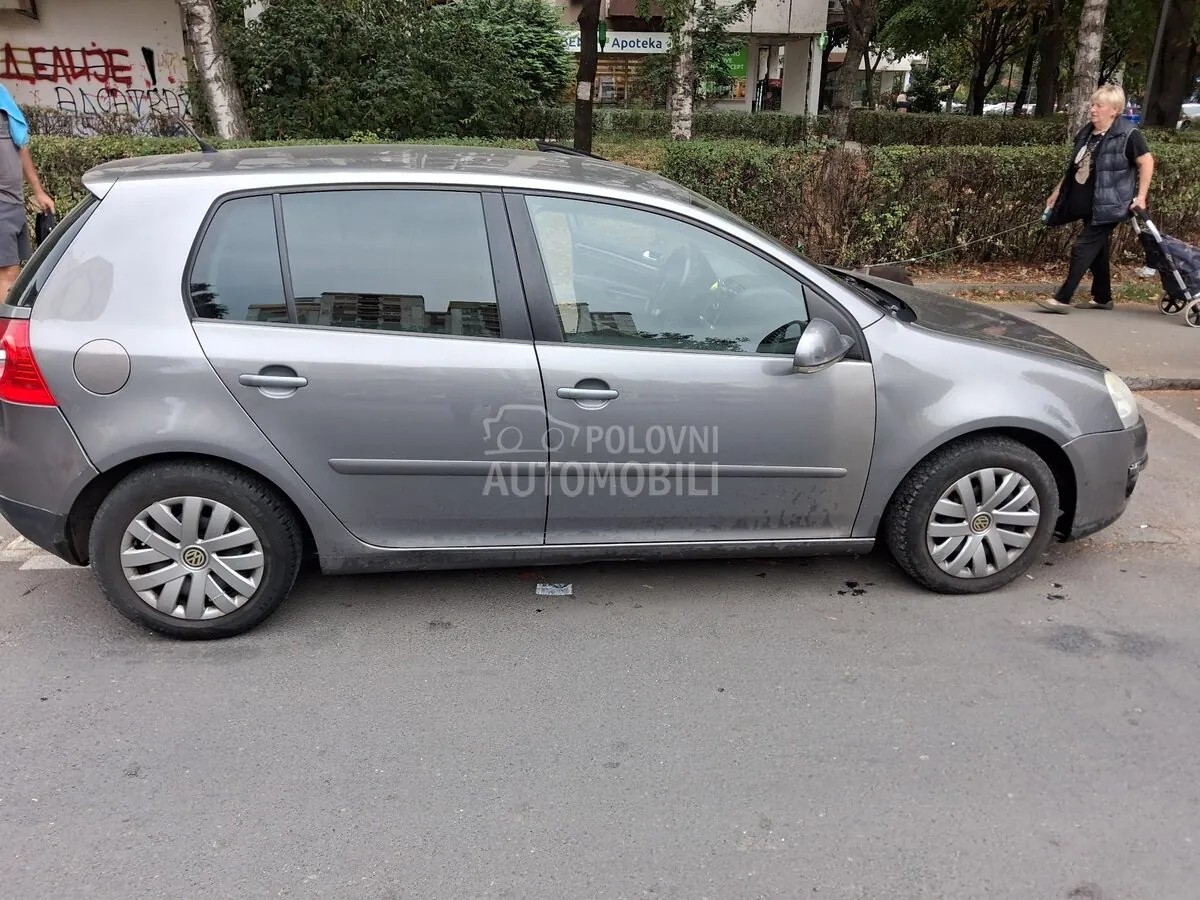 Volkswagen Golf 5 2009 photo 3