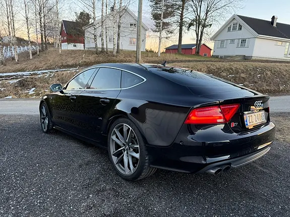 Audi S7 2013 photo 4