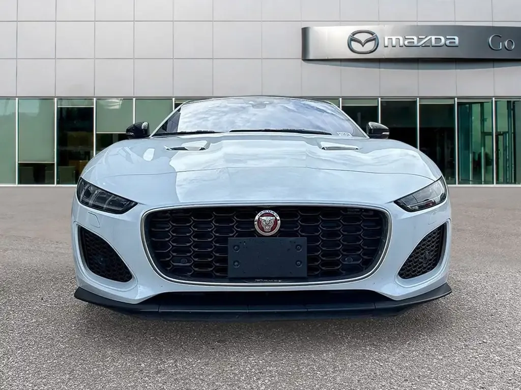Jaguar F-Type 2021 photo 2