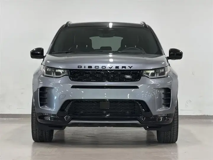 Land Rover Discovery Sport 2025 photo 2