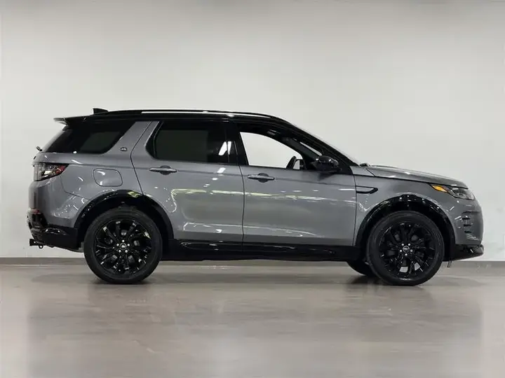 Land Rover Discovery Sport 2025 photo 3