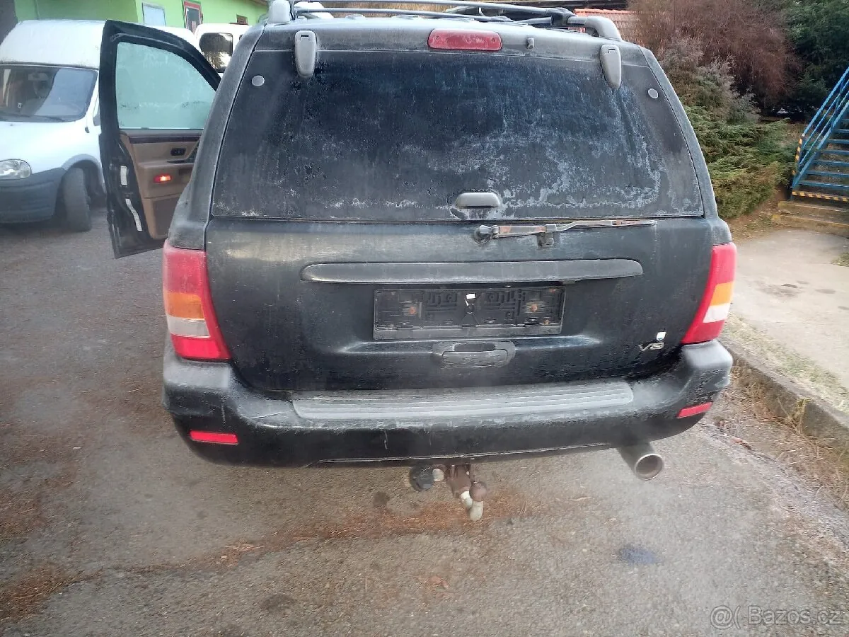 Jeep Grand Cherokee photo 4