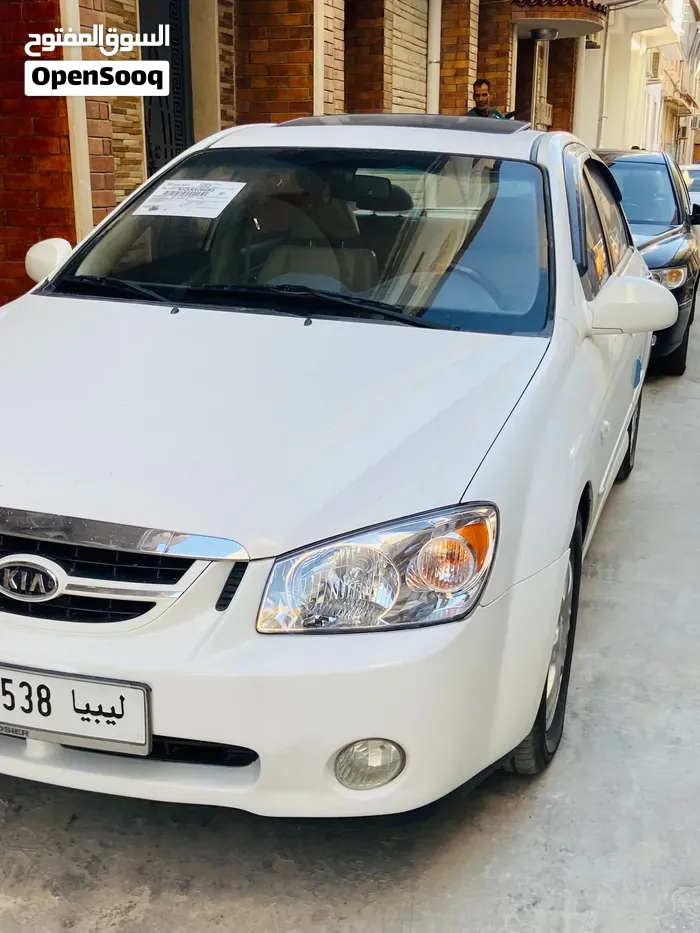 Kia Cerato 2005 photo 2