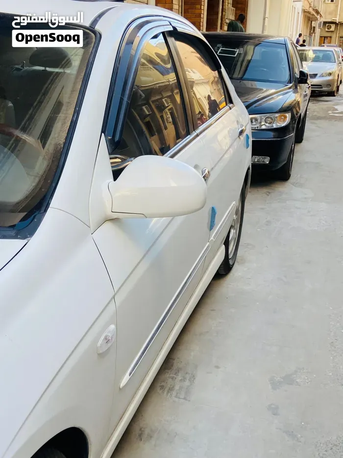 Kia Cerato 2005 photo 4