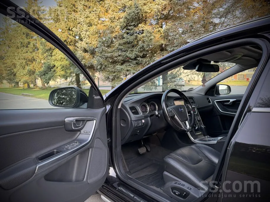 Volvo V60 2011 photo 5