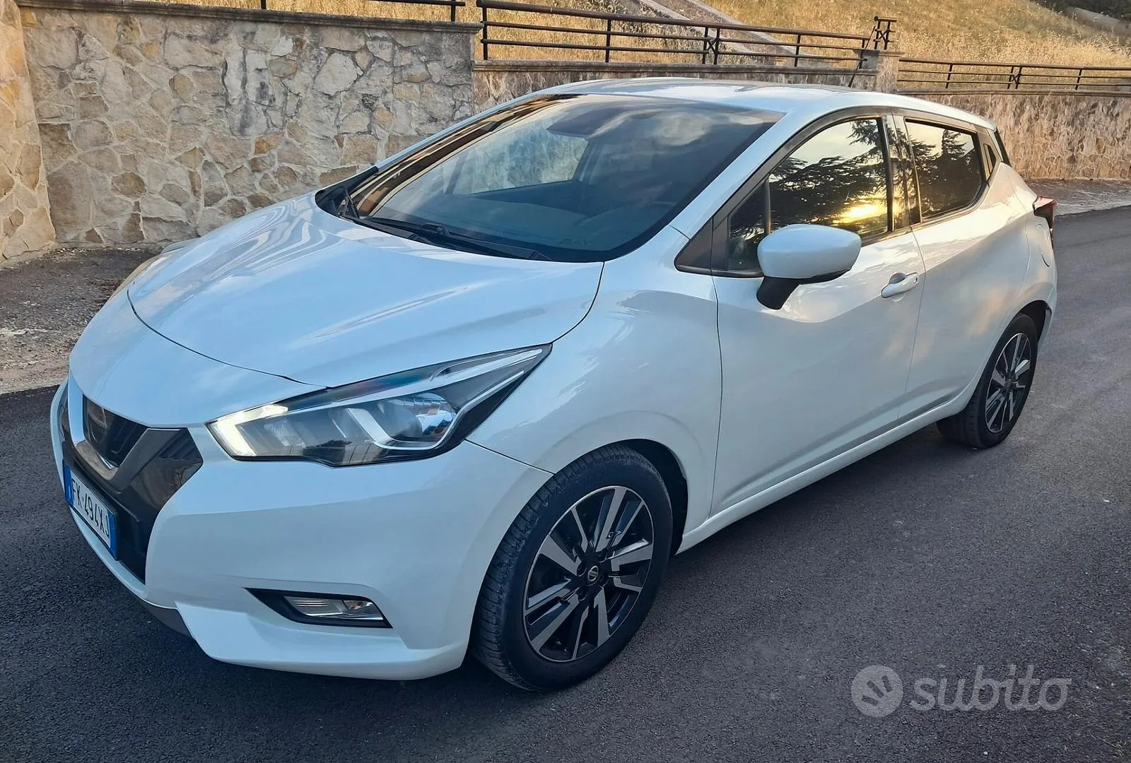 Nissan Micra 2017 photo 3