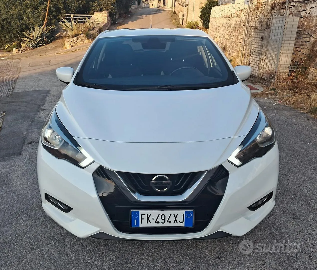 Nissan Micra 2017 photo 2