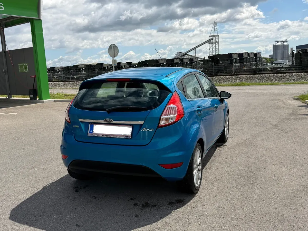 Ford Fiesta 2016 photo 3