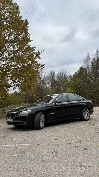 BMW 730D 2009 photo 2