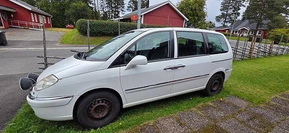 Citroen C8
