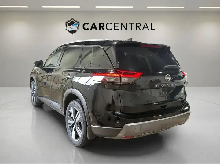 Nissan Rogue 2024 photo 2