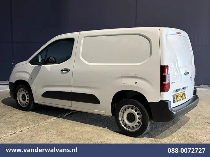 Opel Combo 2023 photo 2