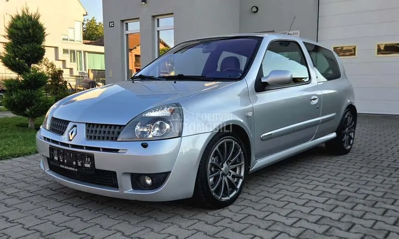 Renault Clio 2002 photo 5