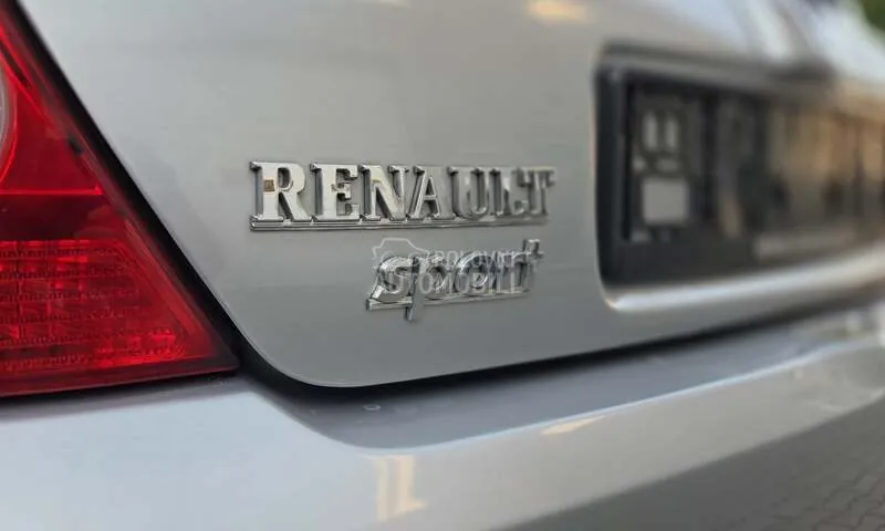 Renault Clio 2002 photo 4