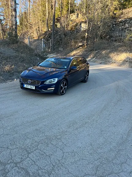 Volvo V60 2016 photo 3