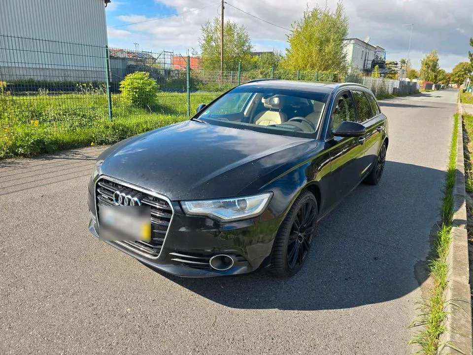 Audi A6 Avant Quattro