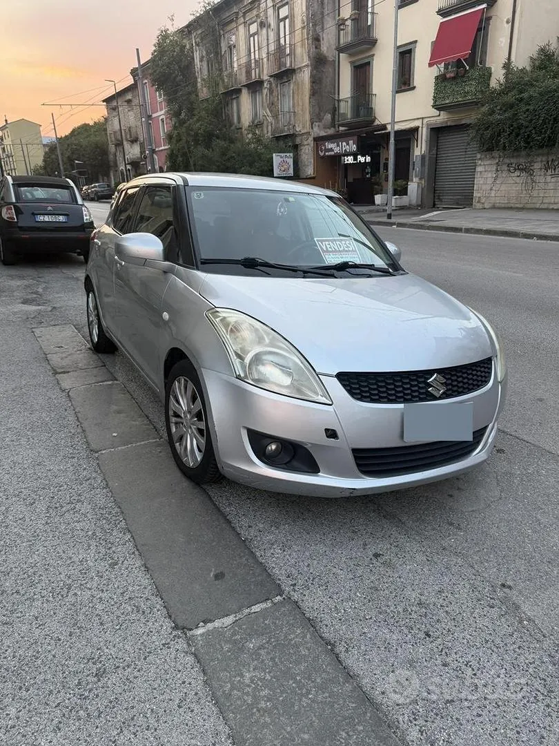 Suzuki Swift 2010 photo 4