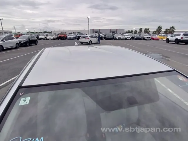 Toyota Aqua L 2018 photo 5