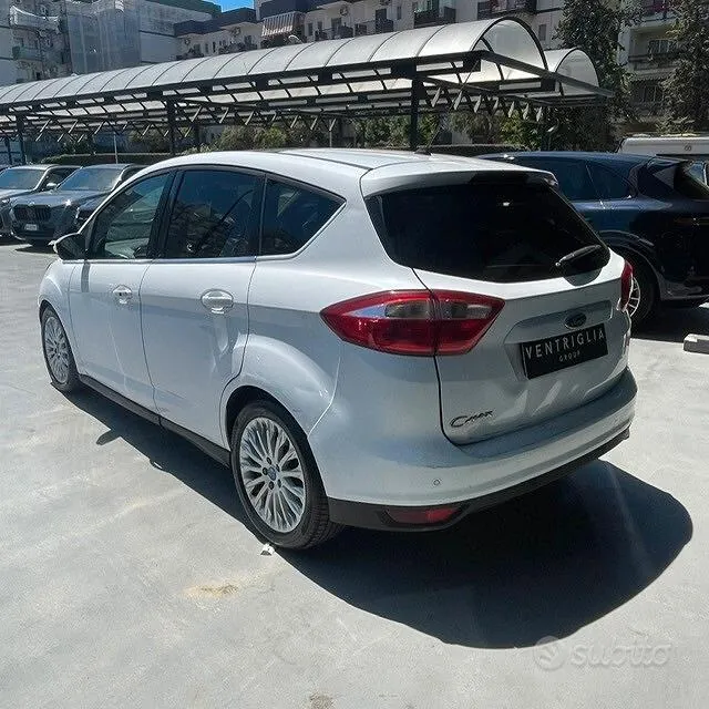 Ford C-Max 2011 photo 4