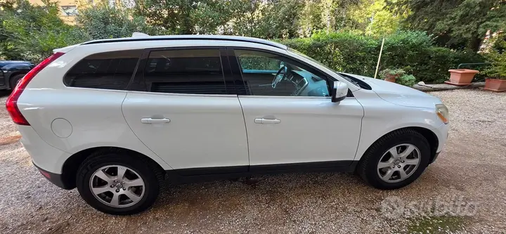 Volvo Xc60 2010 photo 3