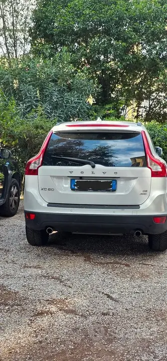 Volvo Xc60 2010 photo 2