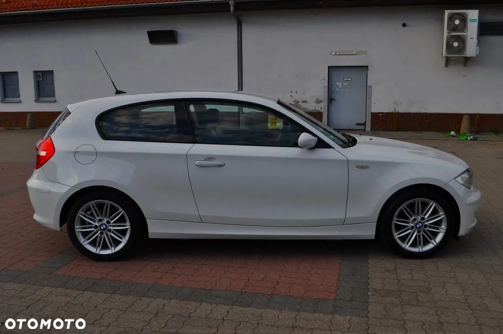 BMW Seria 1 2008 photo 5