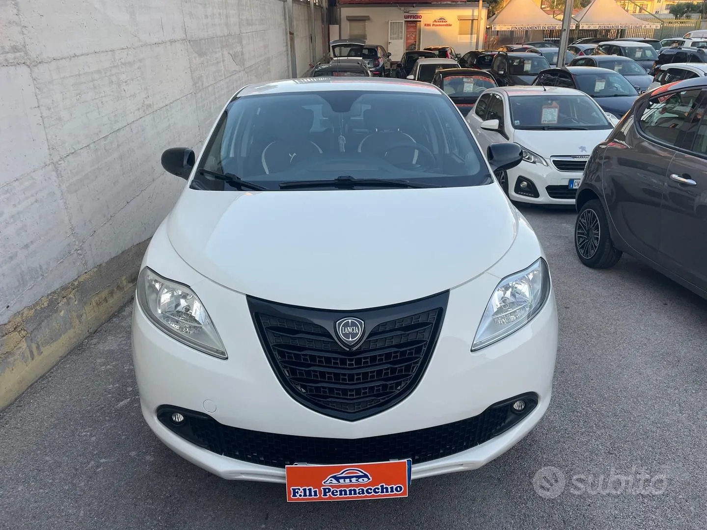 Lancia Ypsilon 2015 photo 2