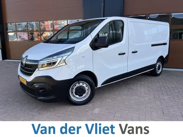 Renault Trafic 2021 photo 2