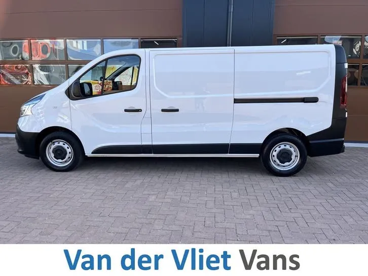 Renault Trafic 2021 photo 3