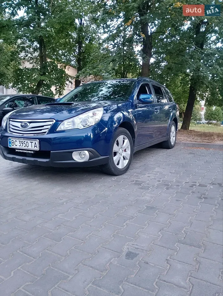 Subaru Legacy 2011 photo 3