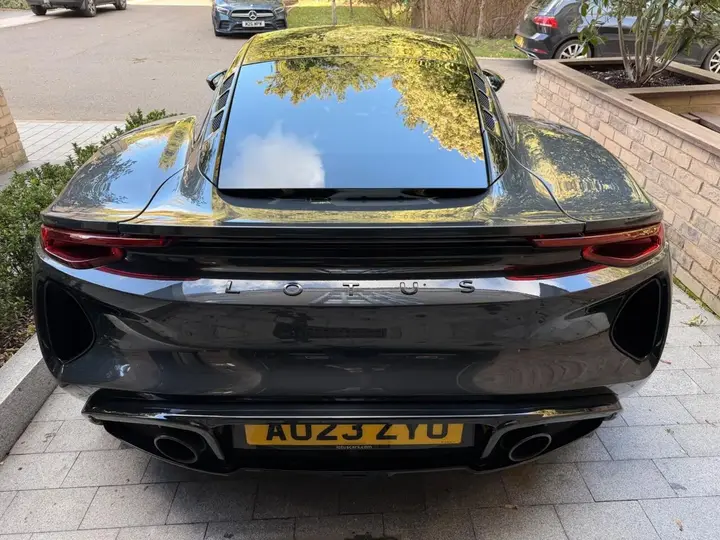 Lotus Emira 2023 photo 4