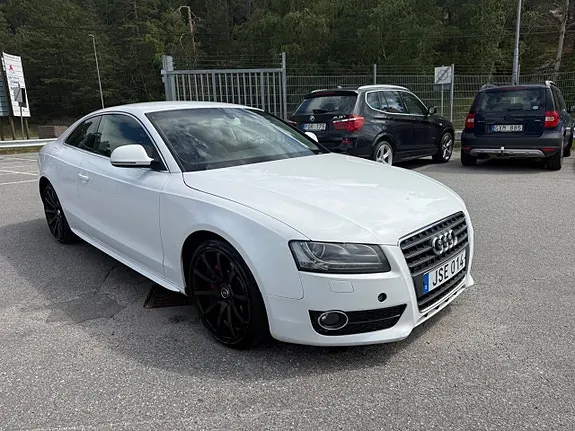 Audi A5 2009 photo 2