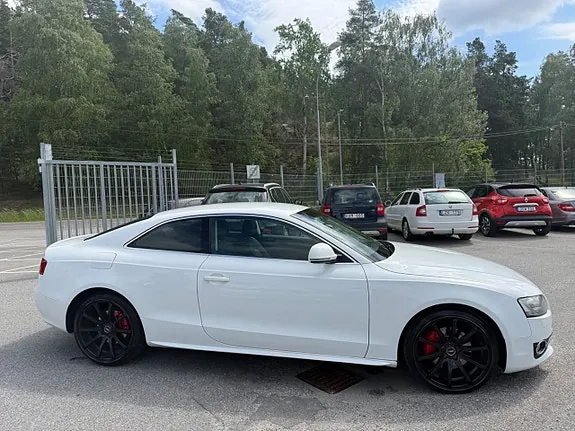 Audi A5 2009 photo 4