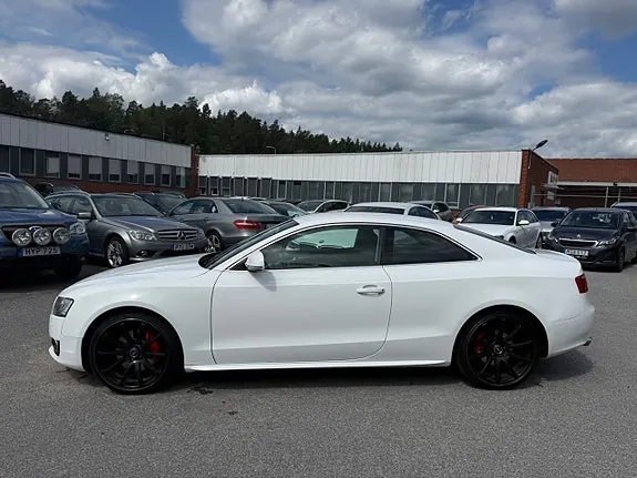 Audi A5 2009 photo 3
