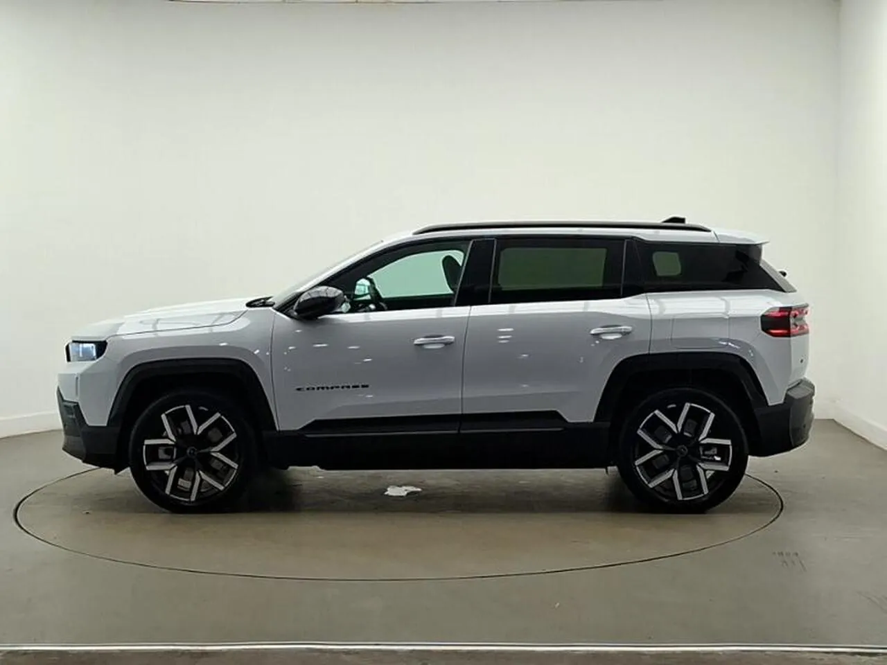 Jeep Compass 2026 photo 4
